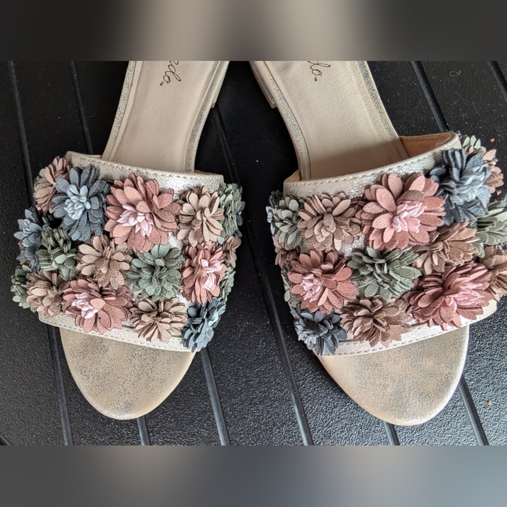 Liendo Rioja Floral Slides - Picture 8 of 11